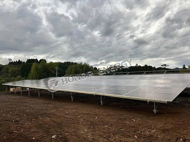 Giappone Kyushu 650KW Progetto completato con successo