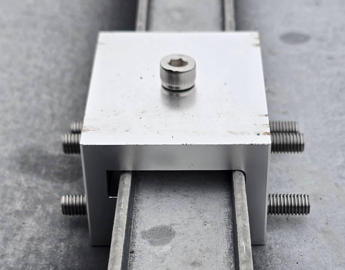 Una soluzione perfetta per il tuo tetto: il nostro NUOVO lucchetto per tetto è in produzione!