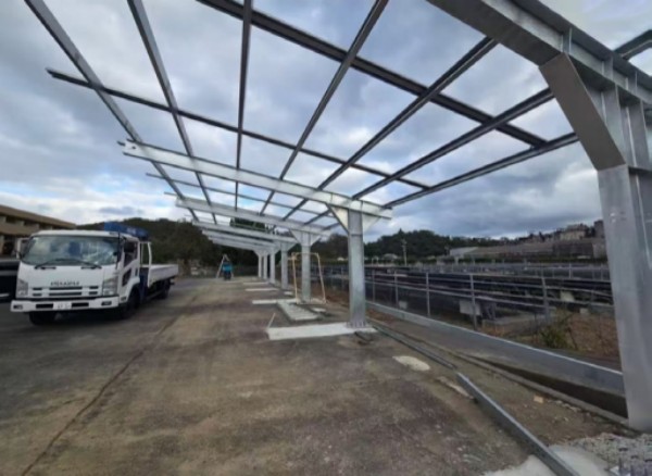 Honor Energy: ridefinire le infinite possibilità dei posti auto coperti solari