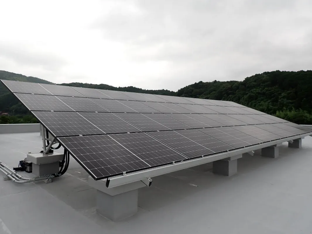 Supporti solari per progetti fotovoltaici tropicali della Malesia