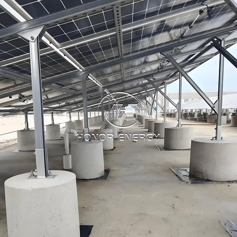 Supporto per tetto a terra solare in acciaio in cemento