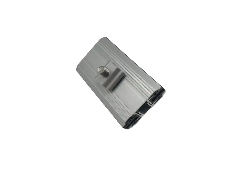 Morsetto centrale a film sottile solare